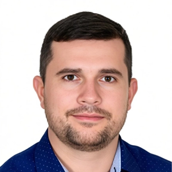 Retrato de César Alonso Valenzuela Toledo