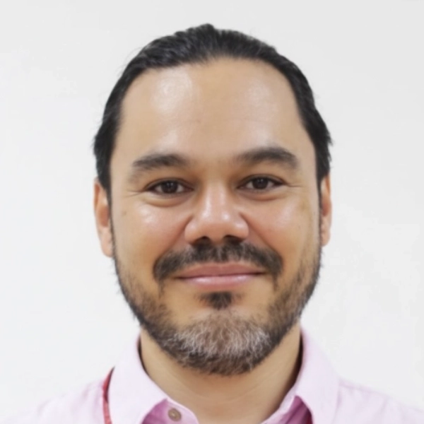 Retrato de Horacio Navarro Oyola