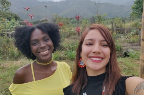 Fotografía de practicantes de Trabajo Social: Isabella Granados y Alexandra Zapata.