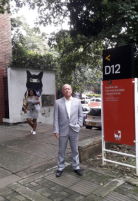 El profesor Boris Salazar, exdecano de la Facultad de Ciencias Sociales y Económicas.