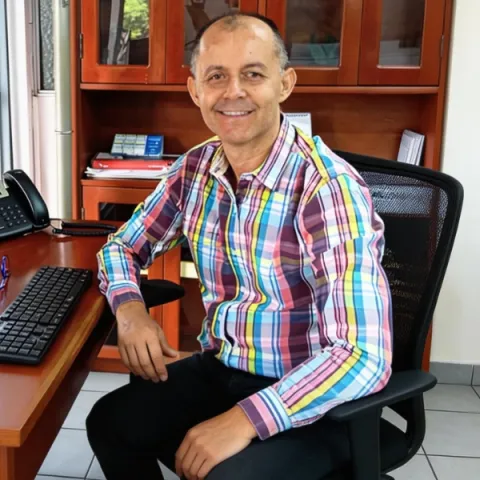 Retrato de Fernando Betancur López